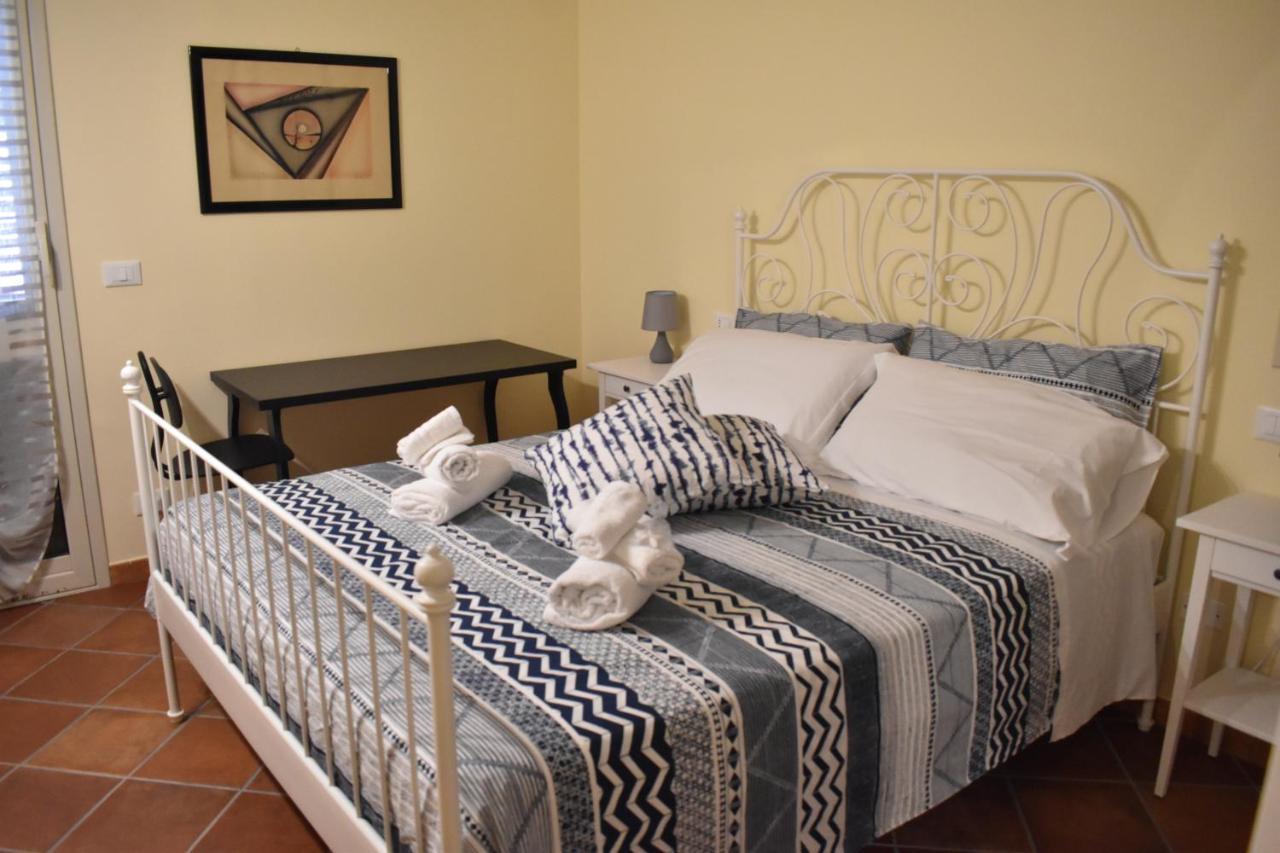 Balconcino Sugli Ulivi Bed & Breakfast โนโต ภายนอก รูปภาพ