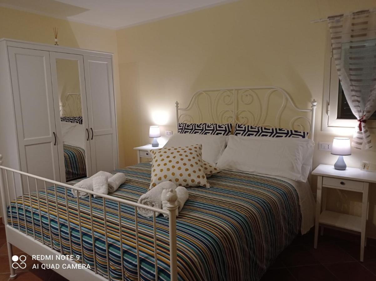 Balconcino Sugli Ulivi Bed & Breakfast โนโต ภายนอก รูปภาพ