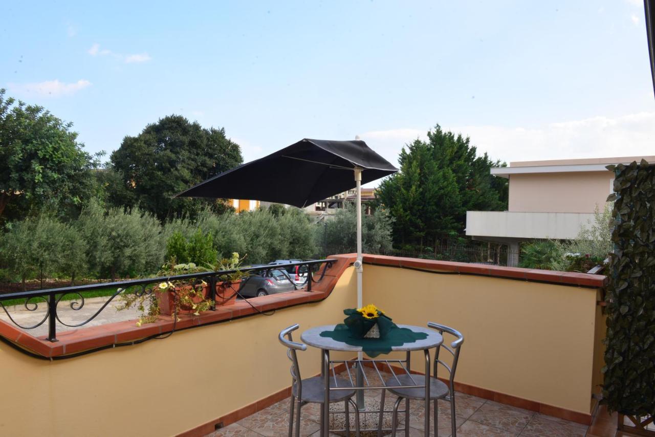 Balconcino Sugli Ulivi Bed & Breakfast โนโต ภายนอก รูปภาพ
