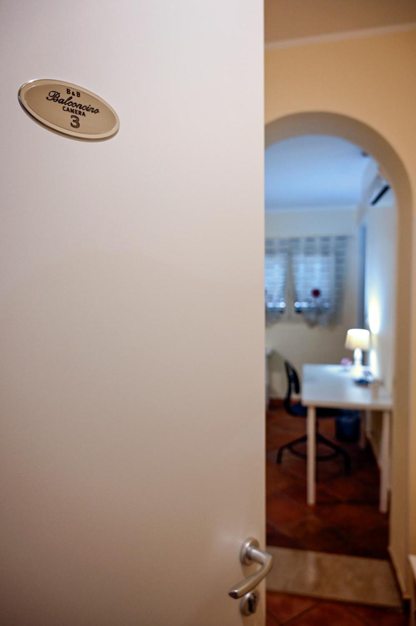 Balconcino Sugli Ulivi Bed & Breakfast โนโต ภายนอก รูปภาพ