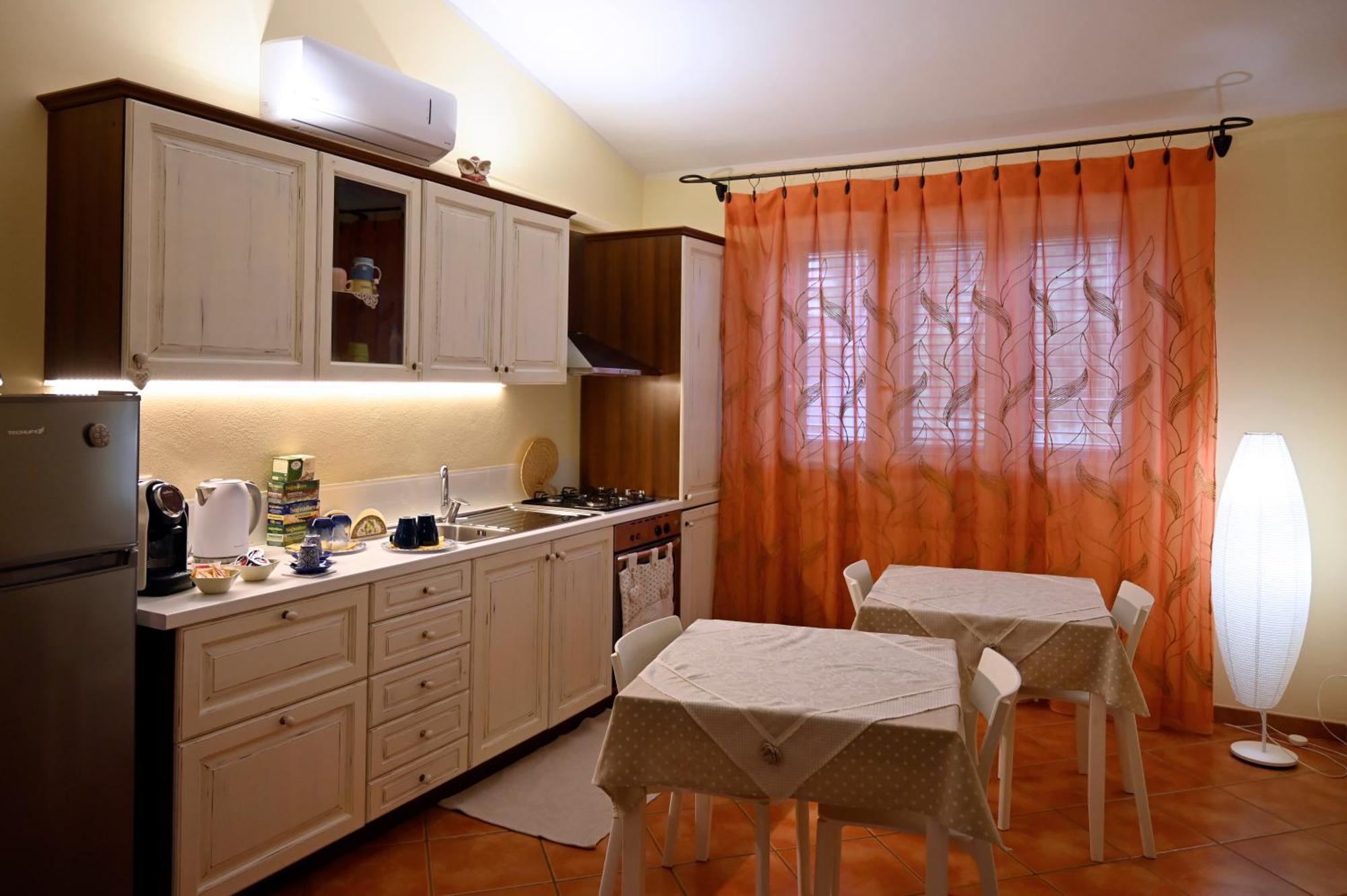 Balconcino Sugli Ulivi Bed & Breakfast โนโต ภายนอก รูปภาพ