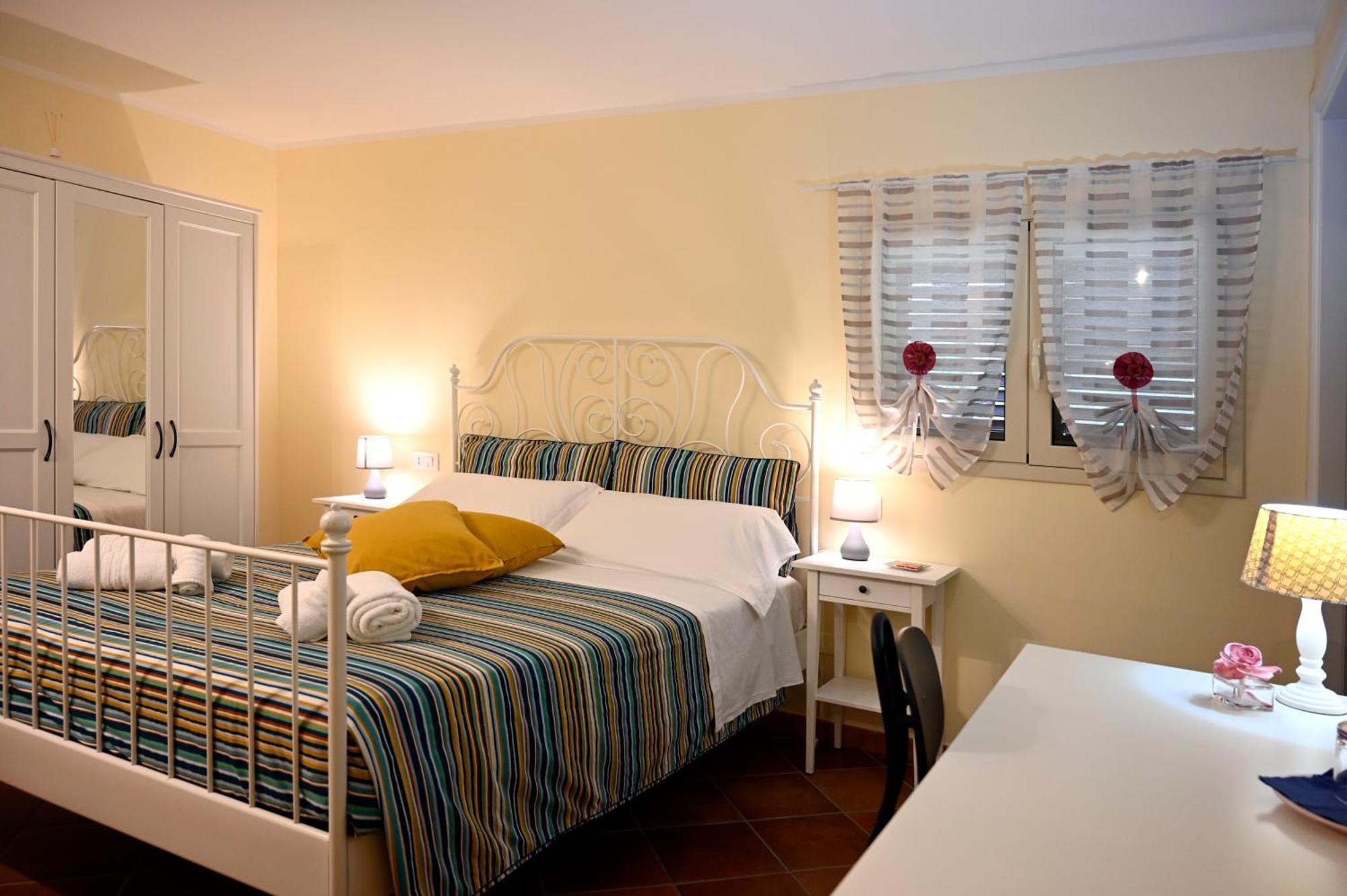 Balconcino Sugli Ulivi Bed & Breakfast โนโต ภายนอก รูปภาพ